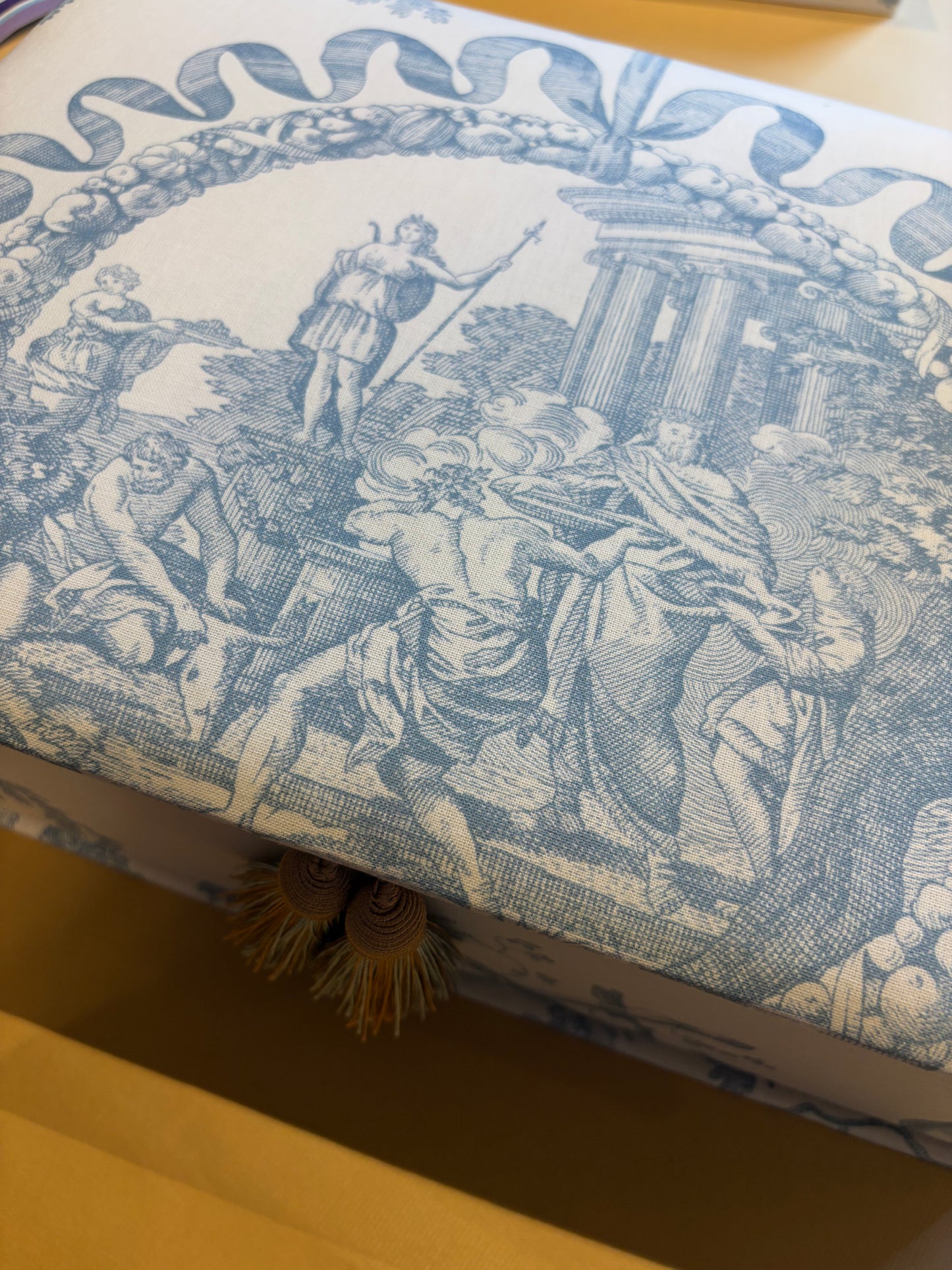 Toile de Jouy, A4, Blau
