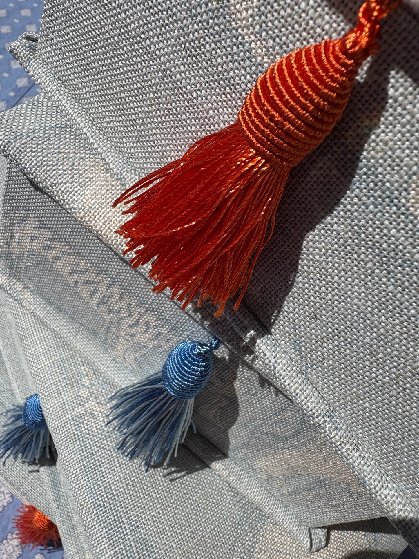 Andrew Martin, A6 Schachtel