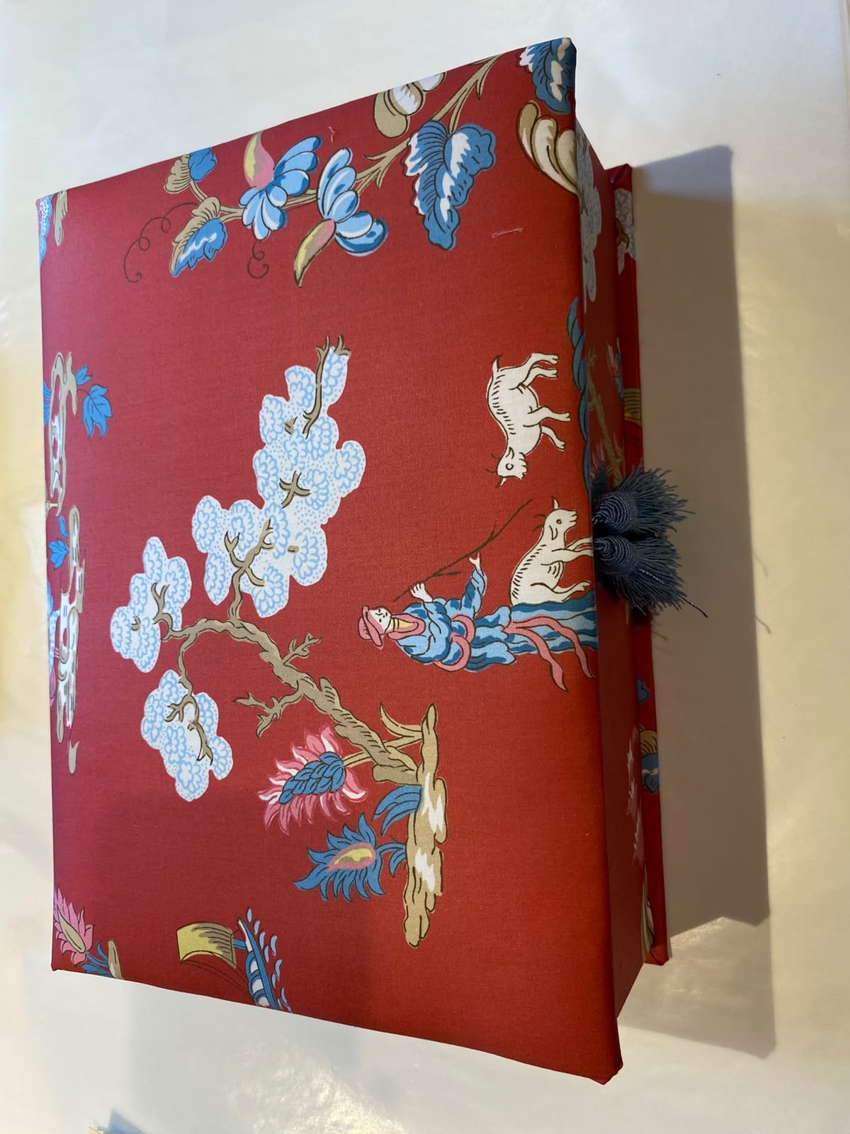 Toile de Jouy Schachtel A4 rot