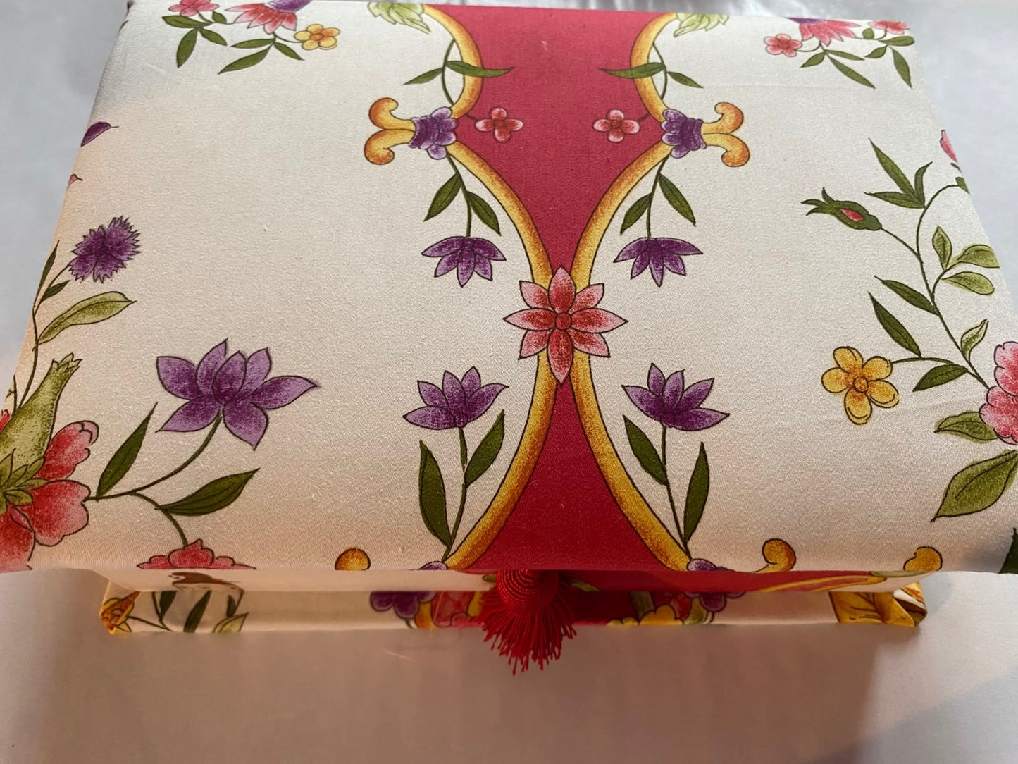 Chinoiserie A5 Schachtel rot