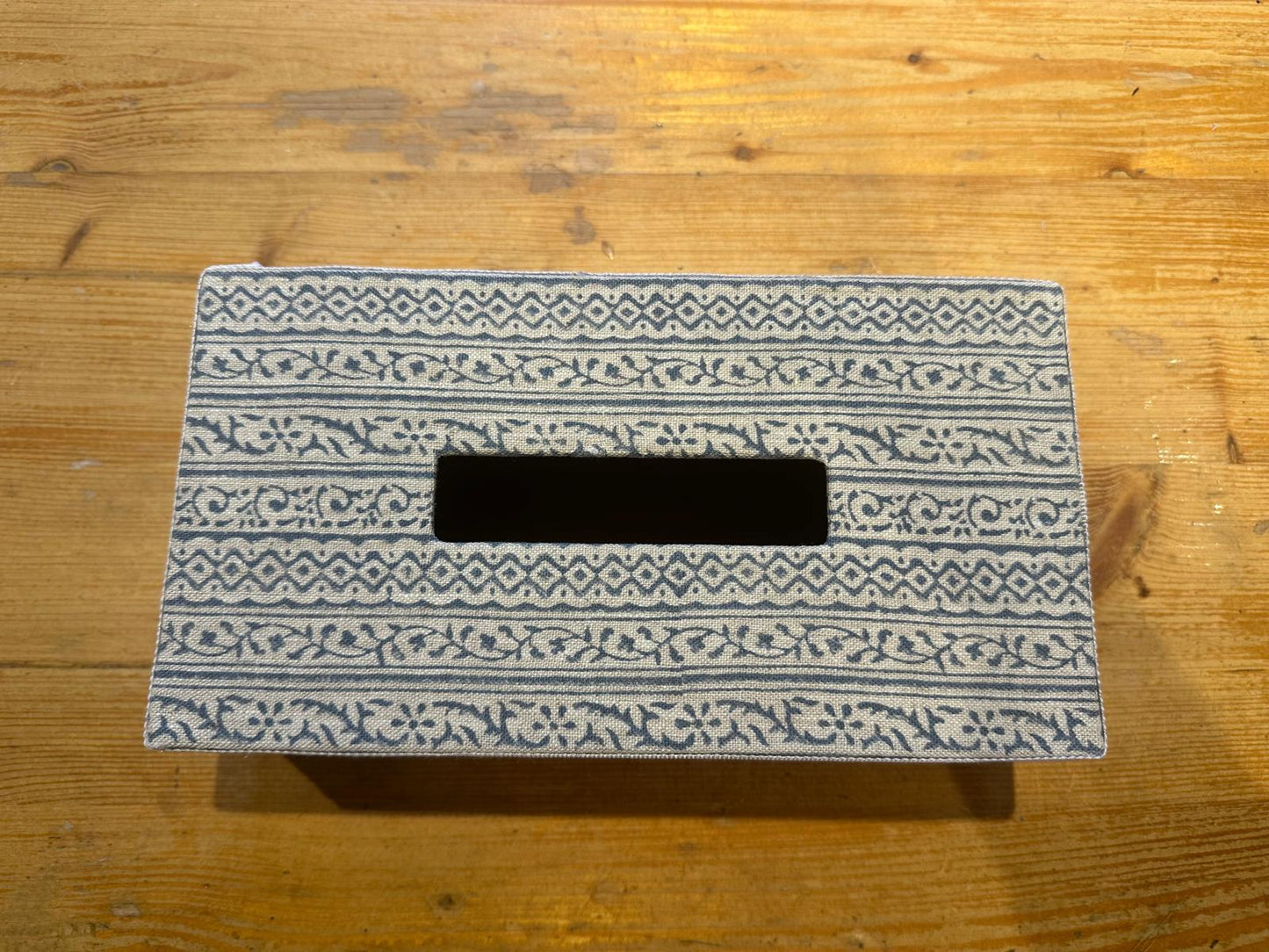 Taschentücher Box