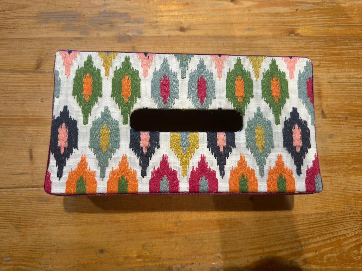 Taschentücher Box