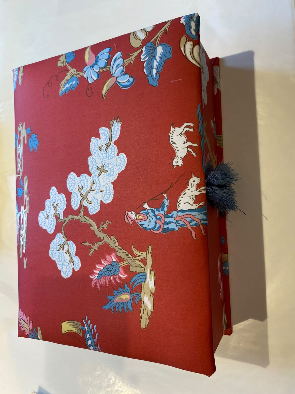 Toile de Jouy Schachtel A4 rot
