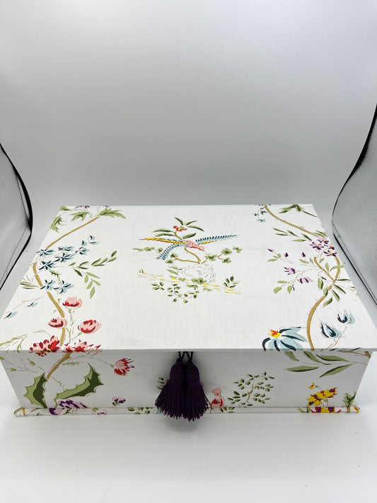 Toile de Jouy Schachtel Weiß